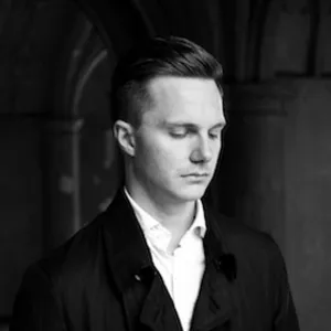 James McVinnie